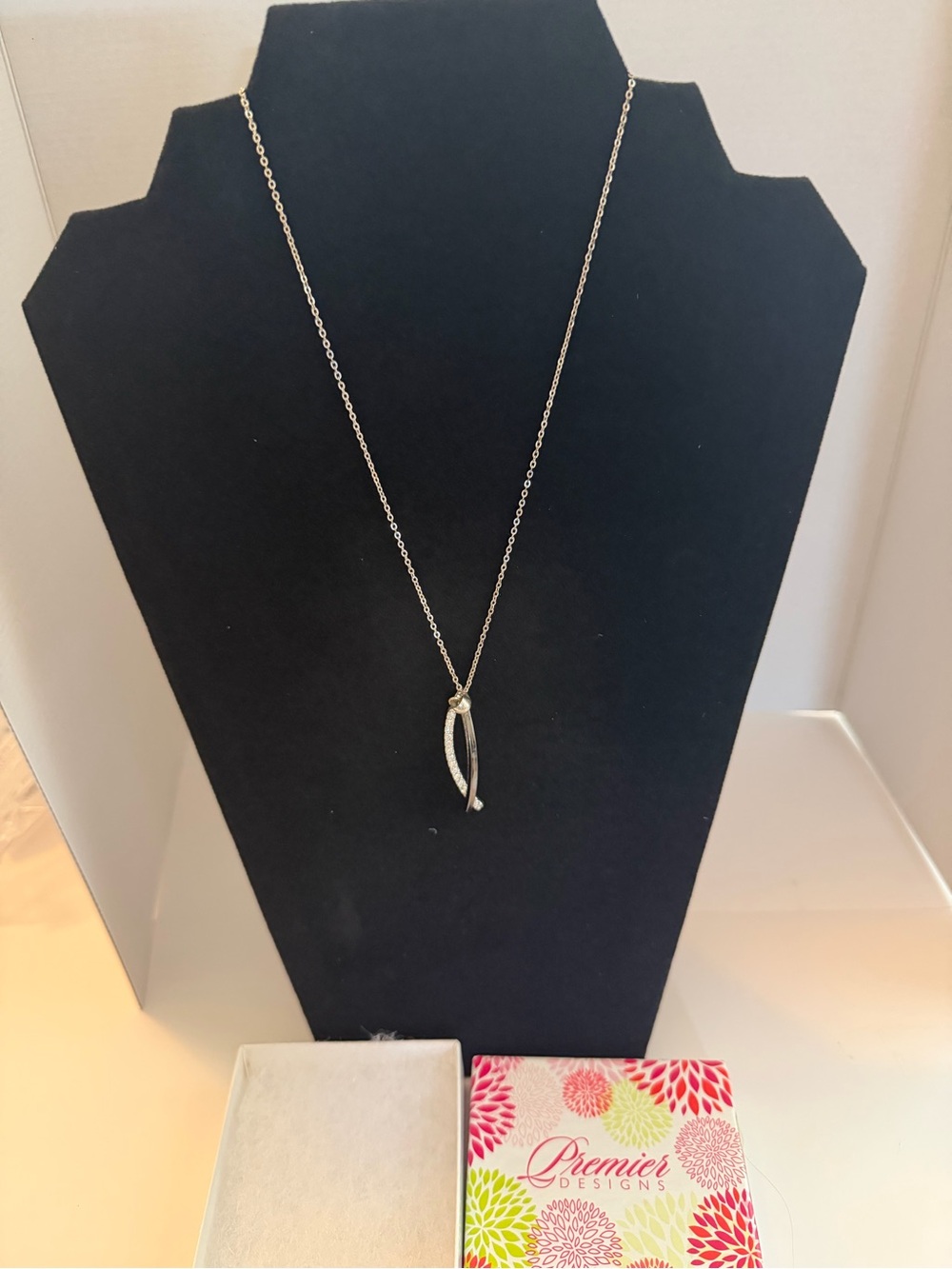 2 necklaces Premier Designs Silver Tone Curved Pendant Necklace